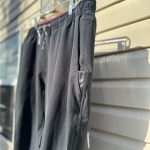 Nathan Sports running jogger - size Large